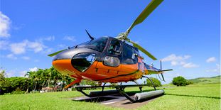 Visite en Hélicoptère de la Cascade Sous-Marine à Maurice