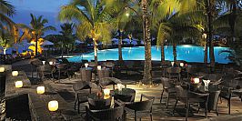 Le Victoria Beachcomber Hotel-Le Corail Bleu Bar