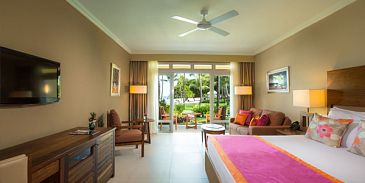 Sands Resort & Spa-Beach Front Suite