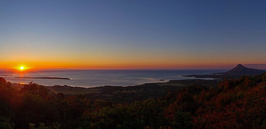 mountain-sea-view